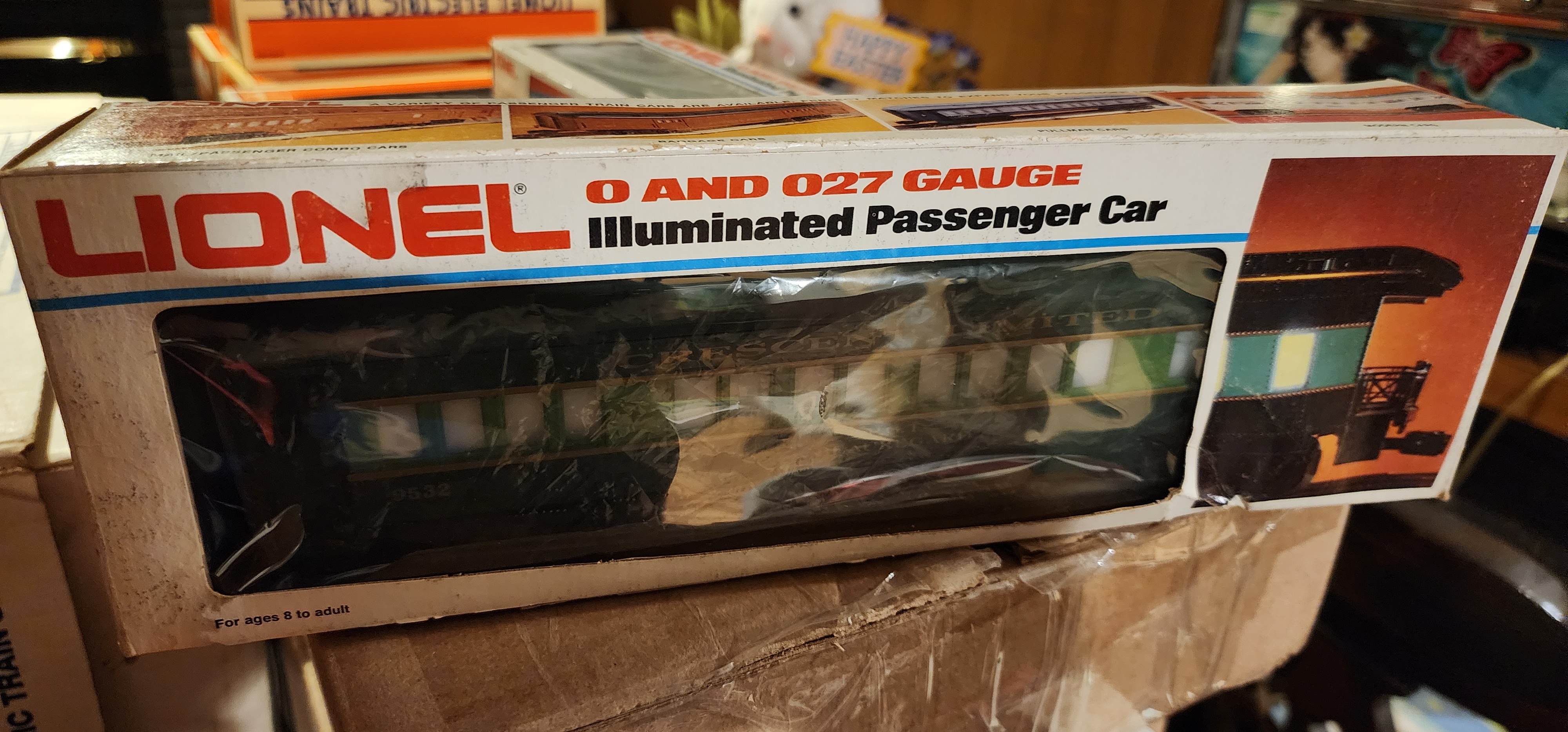 Lionel O and O27 Gauge Illuminated Passenger Car (Crescent Limited - Andrew Pickens)